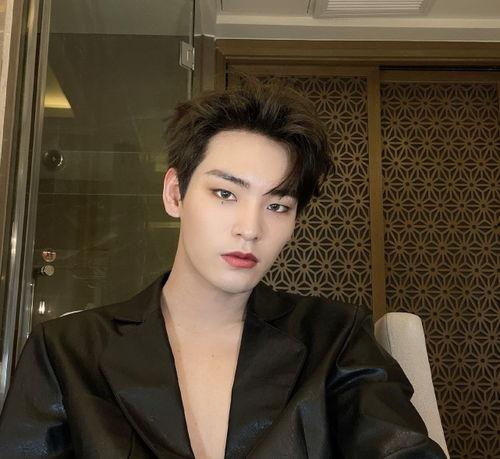 独家爆料严浩翔视频大全,精彩瞬间全收录